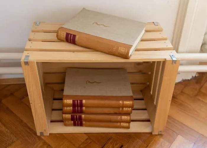 Spacious In Historic Centre & Free Parking *