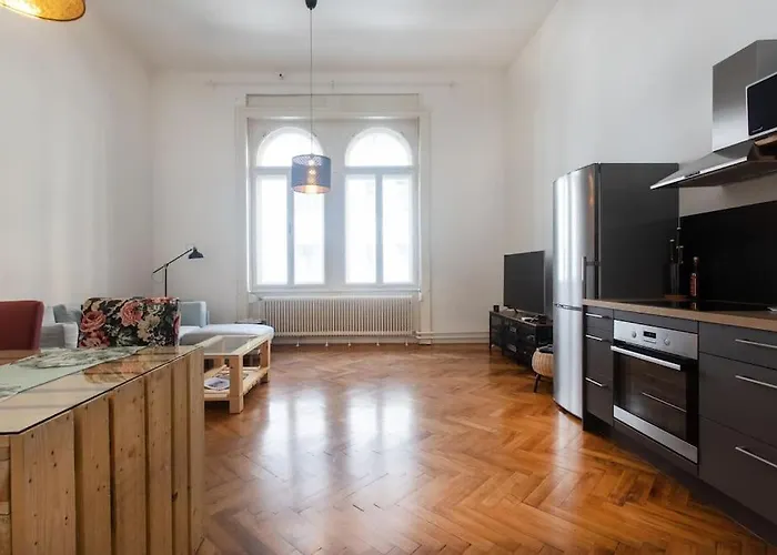 Spacious In Historic Centre & Free Parking * Laibach