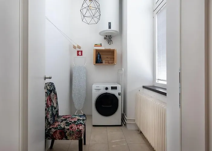 Apartamento Spacious In Historic Centre & Free Parking Liubliana