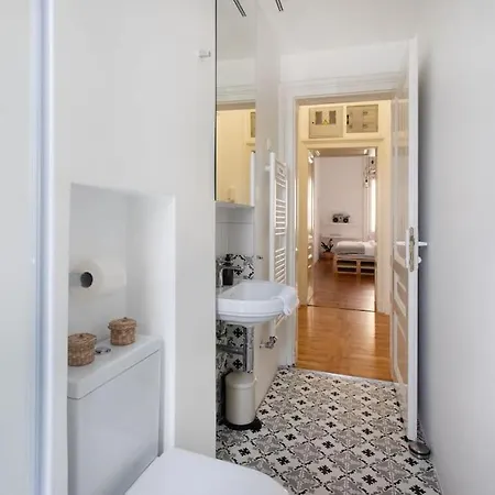 شقة Spacious In Historic Centre & Free Parking